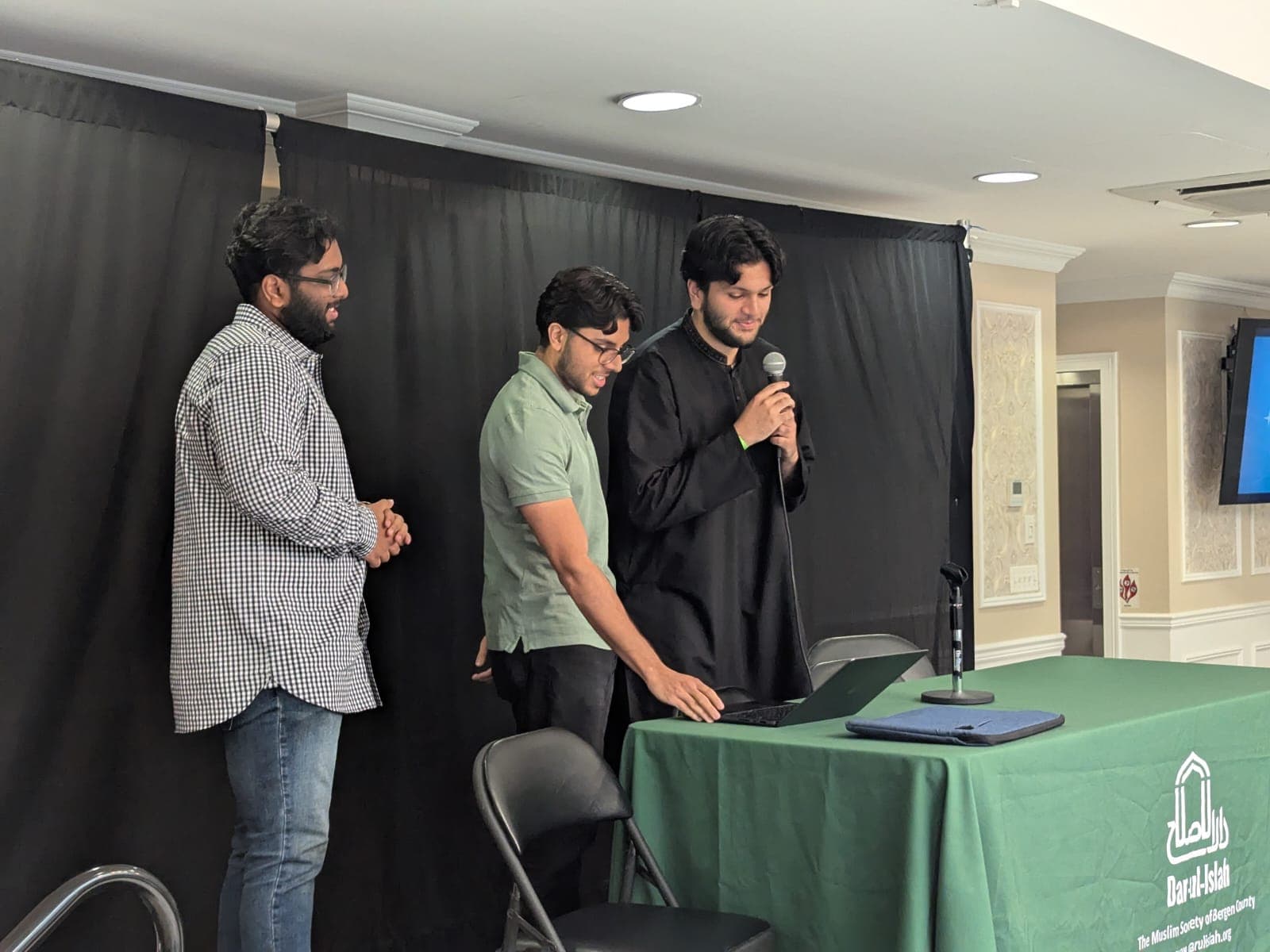 2nd place winners from Quran Quest team presenting their project